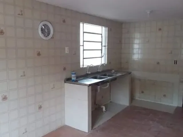 Imagem 3: Aluga-Se Casa Jlle, Bairro Pirabeirada -Rua Eugenio Ernesto Kunder , N° 220 R$1.800,00