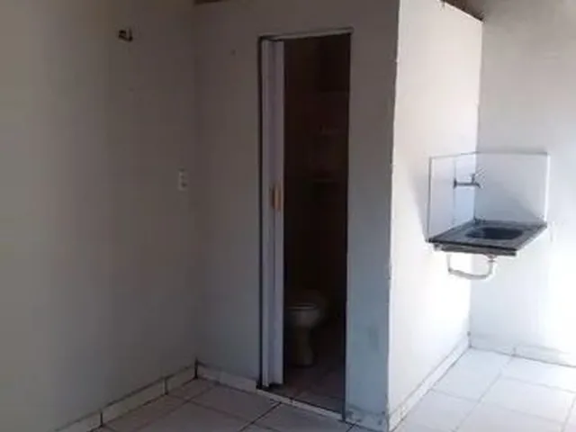 Imagem 3: Alugo Kitnet Água e Luz Inclusa!