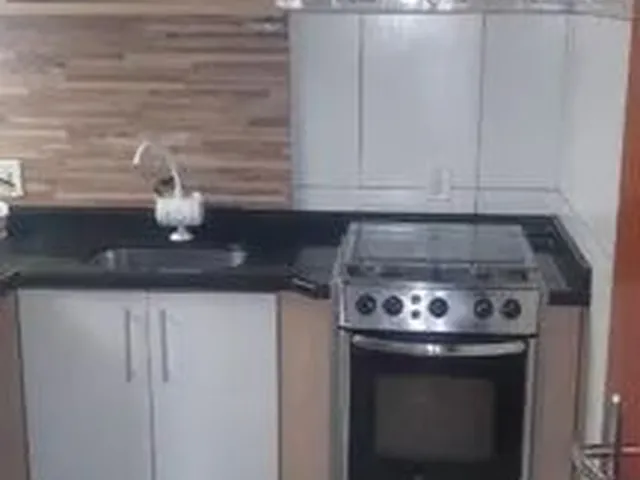 Imagem: A casa possui 3 Dormitórios, 1 Suíte, 2 Banheiros, 2