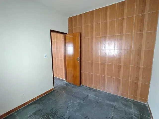 Imagem 7: Aluga Excelente Barracão com 2 Quartos com Terceiro Reversível