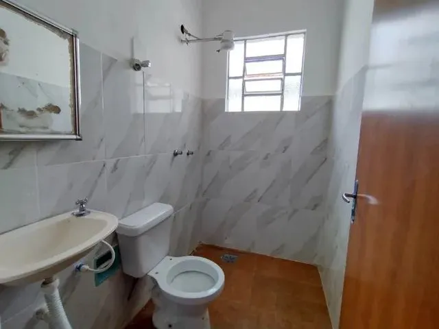 Imagem 11: Aluga Excelente Barracão com 2 Quartos com Terceiro Reversível