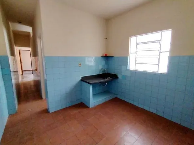Imagem 14: Aluga Excelente Barracão com 2 Quartos com Terceiro Reversível