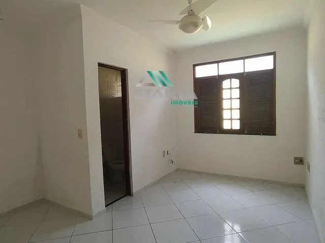 Imagem 8: Casa com 3 Dormitórios e Piscina À Venda, - Lagoa Redonda - Fortaleza/Ce
