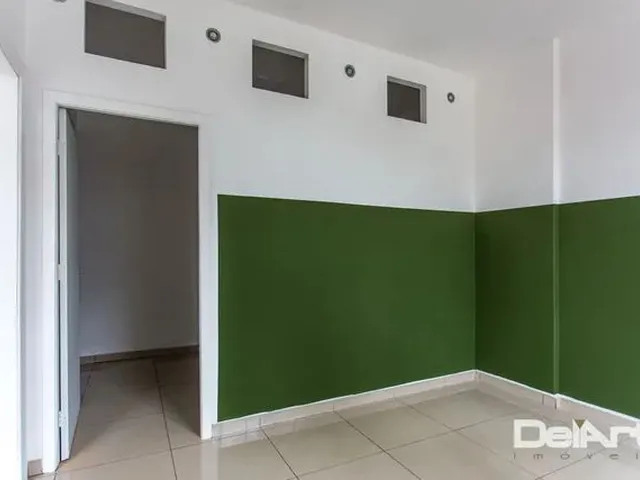 Imagem 3: Escritório para Venda Tem 58 Metros Quadrados com 3 Quartos em Centro - Curitiba - Pr