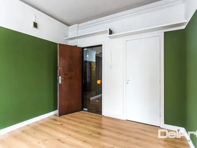 Imagem 14: Escritório para Venda Tem 58 Metros Quadrados com 3 Quartos em Centro - Curitiba - Pr