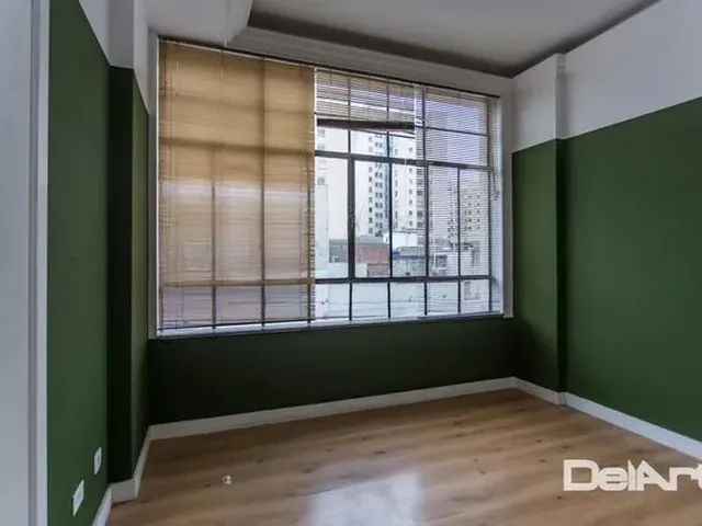 Imagem 2: Escritório para Venda Tem 58 Metros Quadrados com 3 Quartos em Centro - Curitiba - Pr