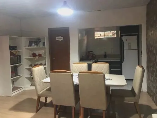 Imagem 4: Casa com Piscina no Lírio do Vale