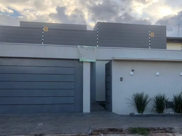 Imagem: Cása Bairro Ayrton Senna. Com Piscina Anapolis