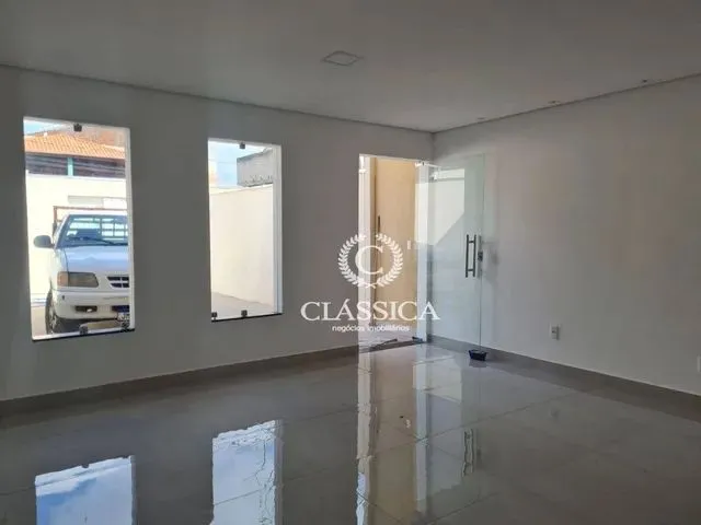 Imagem: Casa, 3 Quartos (1 Suíte), Bairro Renascer