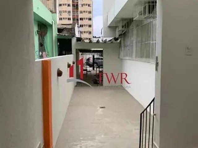 Imagem 5: Casa com 5/4 com 3 Suites Sendo Uma Master 4 Vagas Coberta
