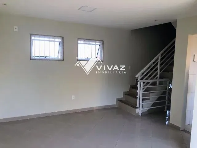 Imagem 2: Casa de Vila Triplex 1ºlocação em Osvaldo Cruz, 2 Quartos, Garagem