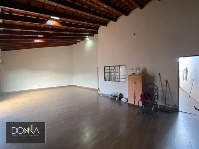 Imagem: Casa com 3 Dormitórios À Venda por R$