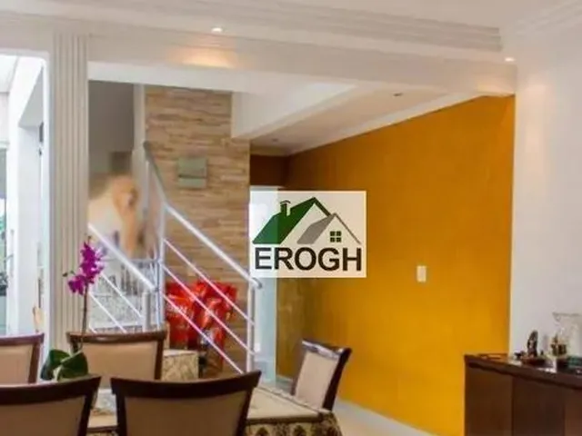 Imagem: A casa possui 3 Dormitórios, 3 Suítes, 3 Banheiros, 2