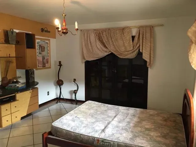 Imagem: Aluga Quarto Kitnet - Jaraguá do Sul Frente