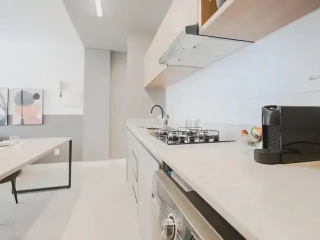 Imagem 3: Studio para Aluguel Tem 36 Metros Quadrados com 1 Quarto em Centro - Florianópolis - Sc