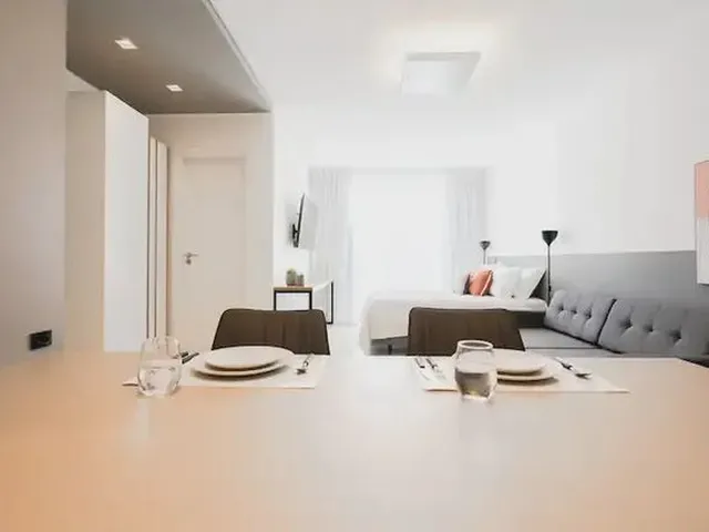 Imagem 16: Studio para Aluguel Tem 36 Metros Quadrados com 1 Quarto em Centro - Florianópolis - Sc
