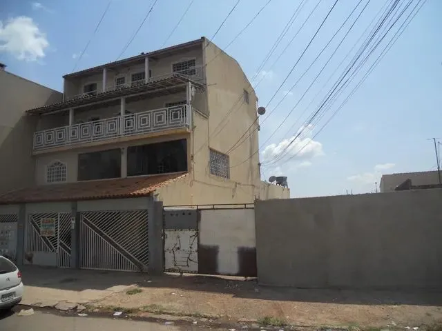 Imagem 2: Alugo Ap. de 3 Quartos na Qnm 20