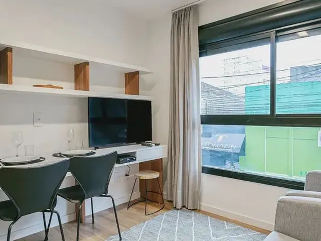 Imagem 5: Studio para Aluguel Possui 29 Metros Quadrados com 1 Quarto em Centro - Florianópolis