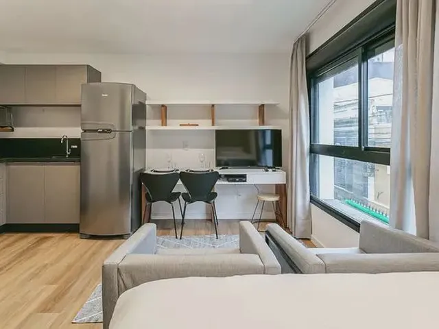Imagem 11: Studio para Aluguel Possui 29 Metros Quadrados com 1 Quarto em Centro - Florianópolis