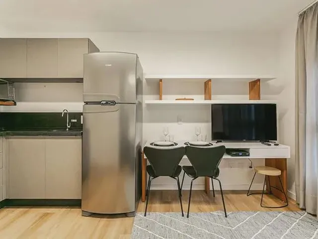 Imagem 4: Studio para Aluguel Possui 29 Metros Quadrados com 1 Quarto em Centro - Florianópolis
