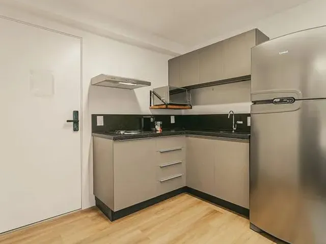 Imagem 9: Studio para Aluguel Possui 29 Metros Quadrados com 1 Quarto em Centro - Florianópolis