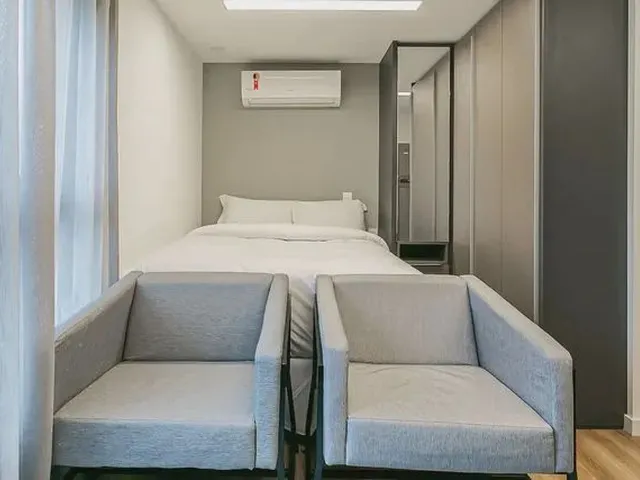 Imagem 12: Studio para Aluguel Possui 29 Metros Quadrados com 1 Quarto em Centro - Florianópolis