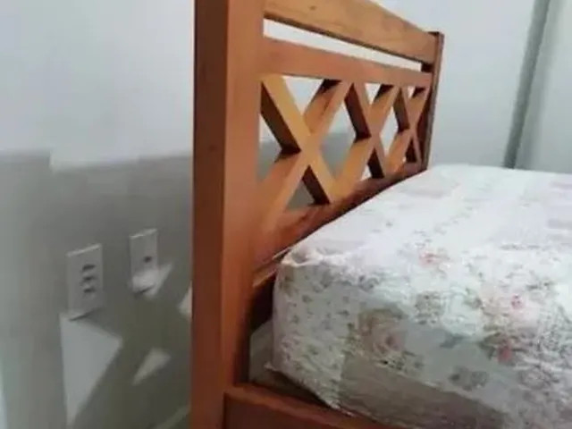 Imagem: Procuro Menina para Dividir Apartamento