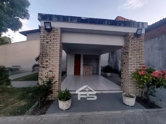Imagem 15: Casa de Condomínio para Aluguel Possui 197 M² com 4 Quartos-Lagoa Redonda- Fortaleza