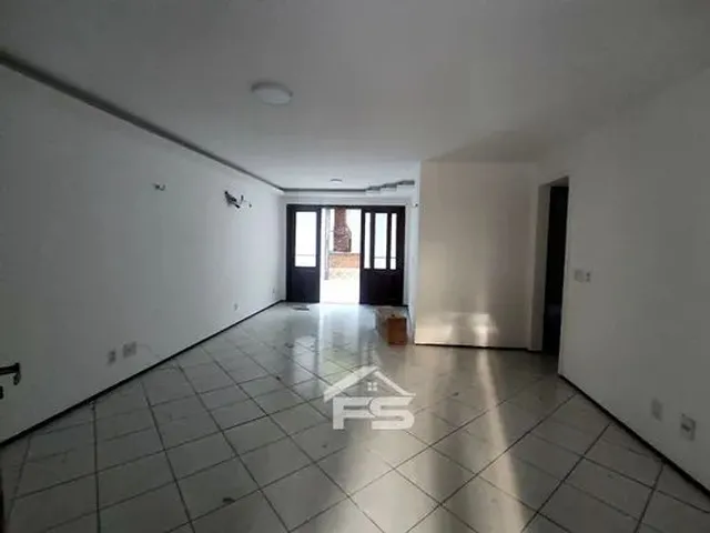 Imagem 5: Casa de Condomínio para Aluguel Possui 197 M² com 4 Quartos-Lagoa Redonda- Fortaleza