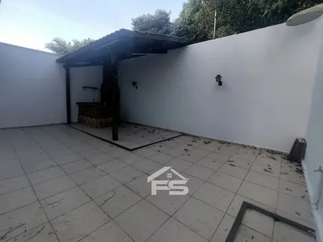 Imagem 2: Casa de Condomínio para Aluguel Possui 197 M² com 4 Quartos-Lagoa Redonda- Fortaleza
