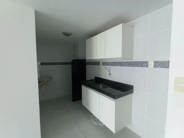 Imagem: Alugo Apto Miramar C/ Vista para o Mar