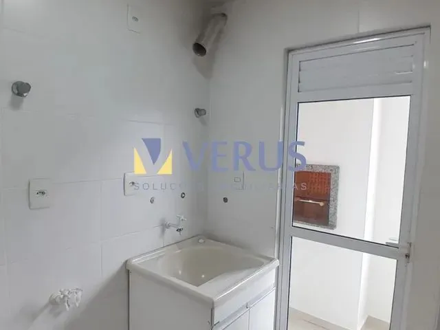 Imagem 6: Apartamento com 02 Quartos