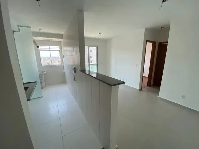 Imagem: Condomínio França- Aluga-Se Apartamento