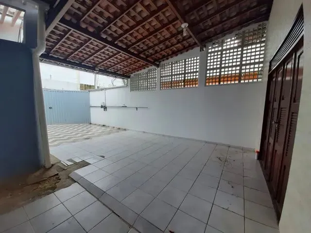 Imagem 5: Casa para Alugar em Lagoa Nova 3 Suítes