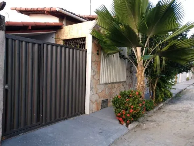 Imagem: A casa em condomínio possui 3 Dormitórios, 1 Suíte, 3