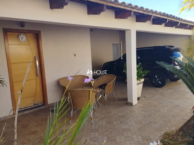 Imagem: Casa com 3 Quartos Sendo 1 Suíte no Bairro