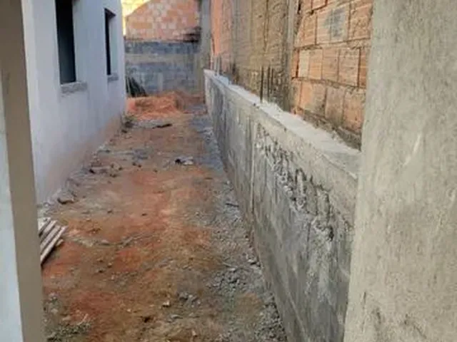 Imagem: Vende-Se Casa Financiada pela Caixa