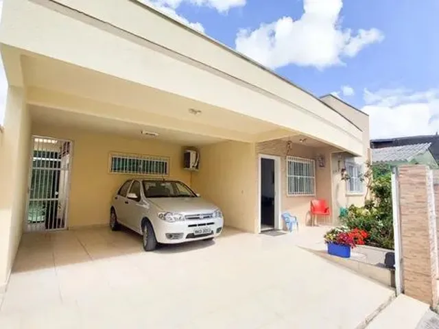 Imagem: Casa Averbada para Venda com 3 Quartos Sendo