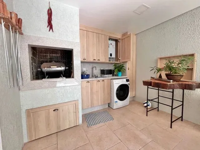 Imagem 4: Elegance Imóveis: Belíssimo Sobrado com 3 Dormitórios, Mobiliado e Decorado