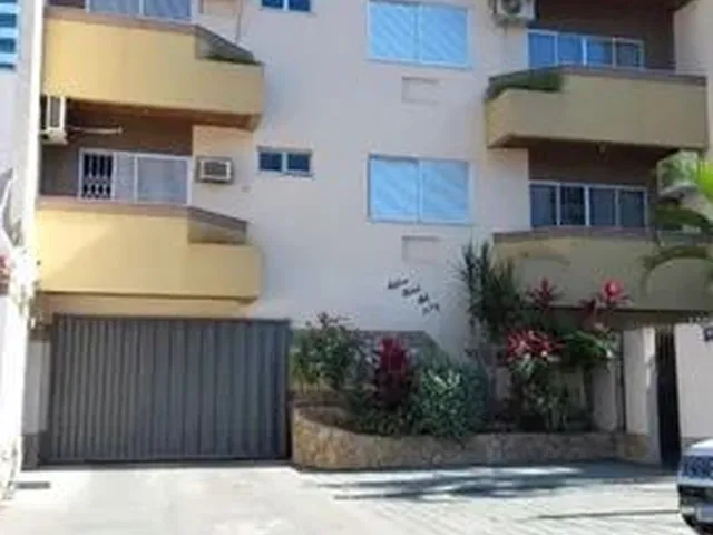 Imagem: Localizado a 2 Quadras da Avenida Cerro