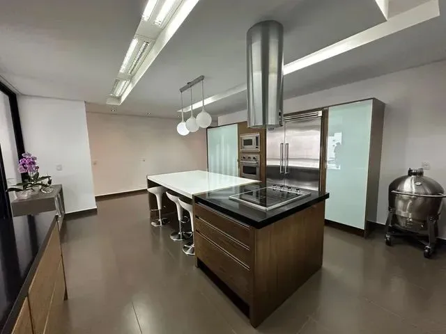 Imagem: Sobrado À Venda no Condomínio Residencial
