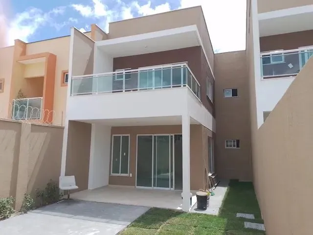 Imagem: Duplex com Quatro Quartos, no Eusébio-Ce