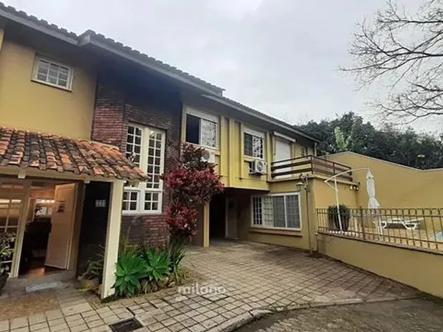 Imagem: Casa Residencial em Porto Alegre - Rs, Tristeza