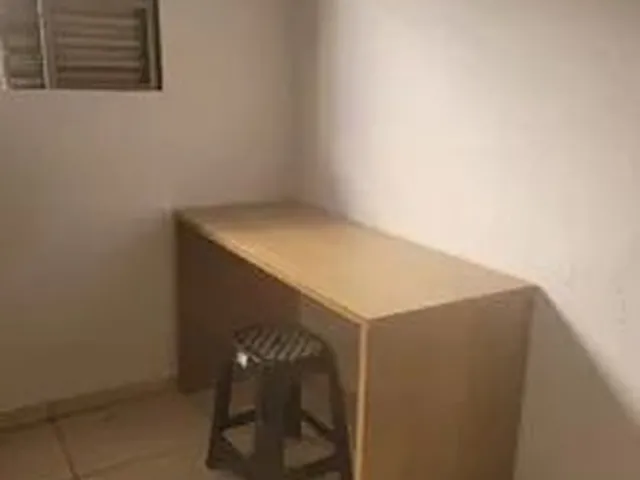 Imagem 4: Alugo Quarto Quarto com aluguel por R$700 /mês