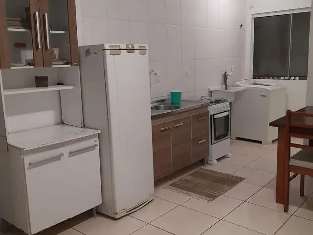 Imagem: Alugo Quitinete Agronomica