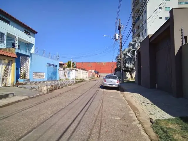 Imagem: Residência Próx. Escola Tiradentes