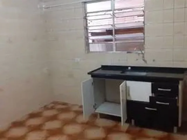 Imagem 4: Aluga-Se Casa Jd. Leonor. Varanda, Área de serviço, 1 Banheiroe1...