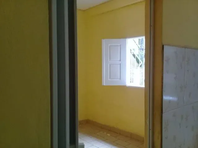 Imagem 3: Apartamento para Aluguel Possui 40 Metros Quadrados com 2 Quartos em Alvorada - Manaus - A