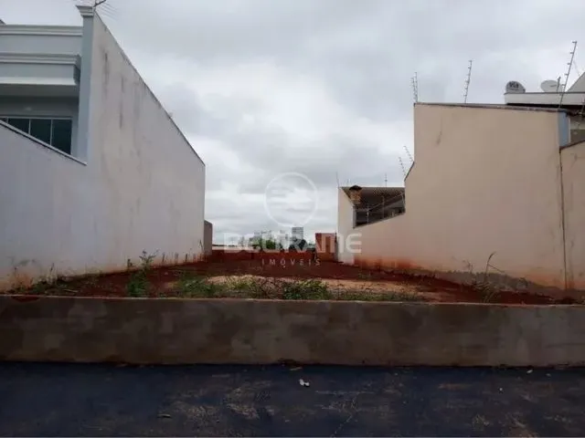 Imagem 2: Oportunidade!! Terreno Residencial de 179M² Sendo 7,5 X 23,86. Aterrado e Nivelado, Local
