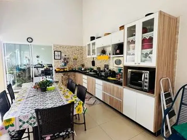 Imagem 11: Térrea para Venda Tem 230 Metros Quadrados com 3 Quartos em Solange Parque I - Goiânia